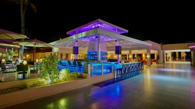 Live Music - Amy Soriano