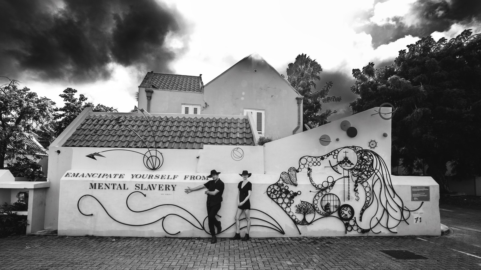 18. Curaçao Street Art - Image 3