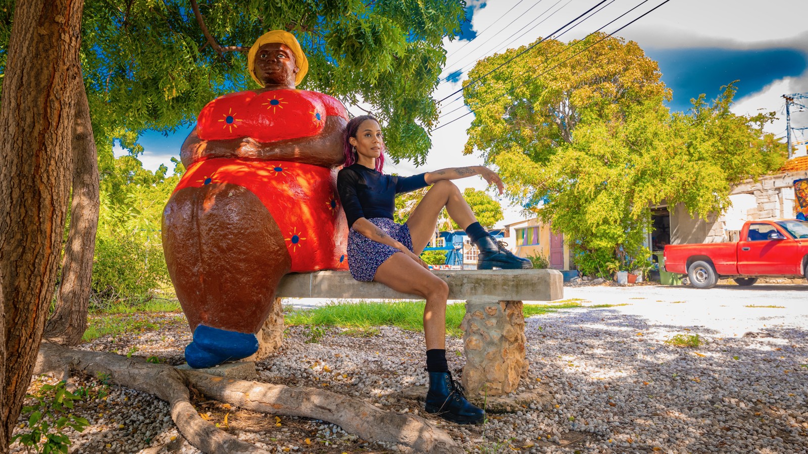 Neighborhood Photo Tour - Image 1