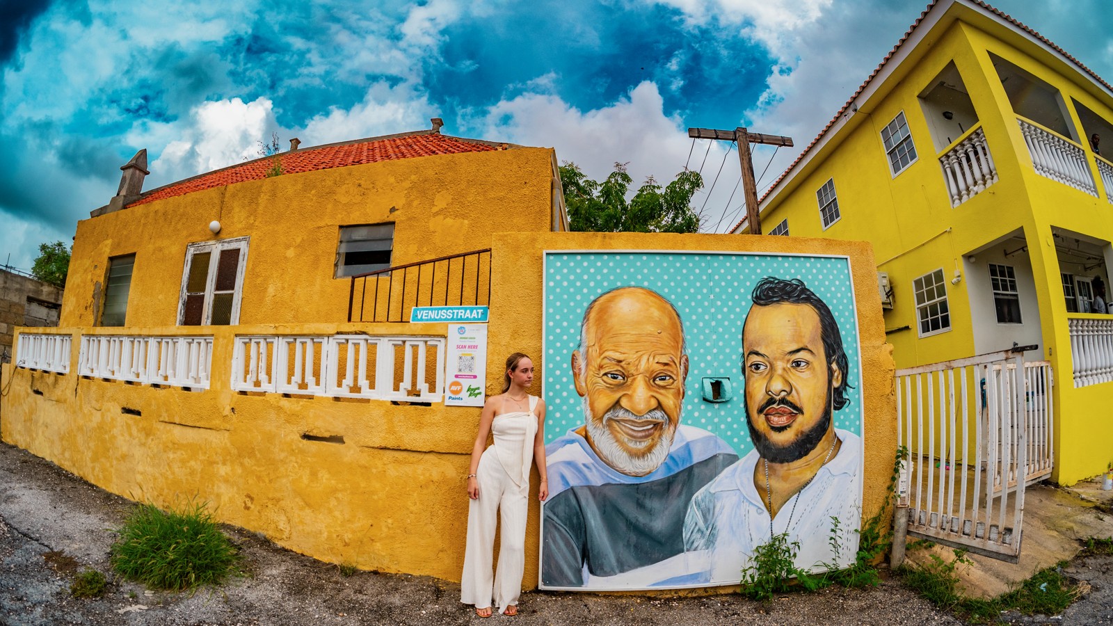 27. Curaçao Street Art - Image 1