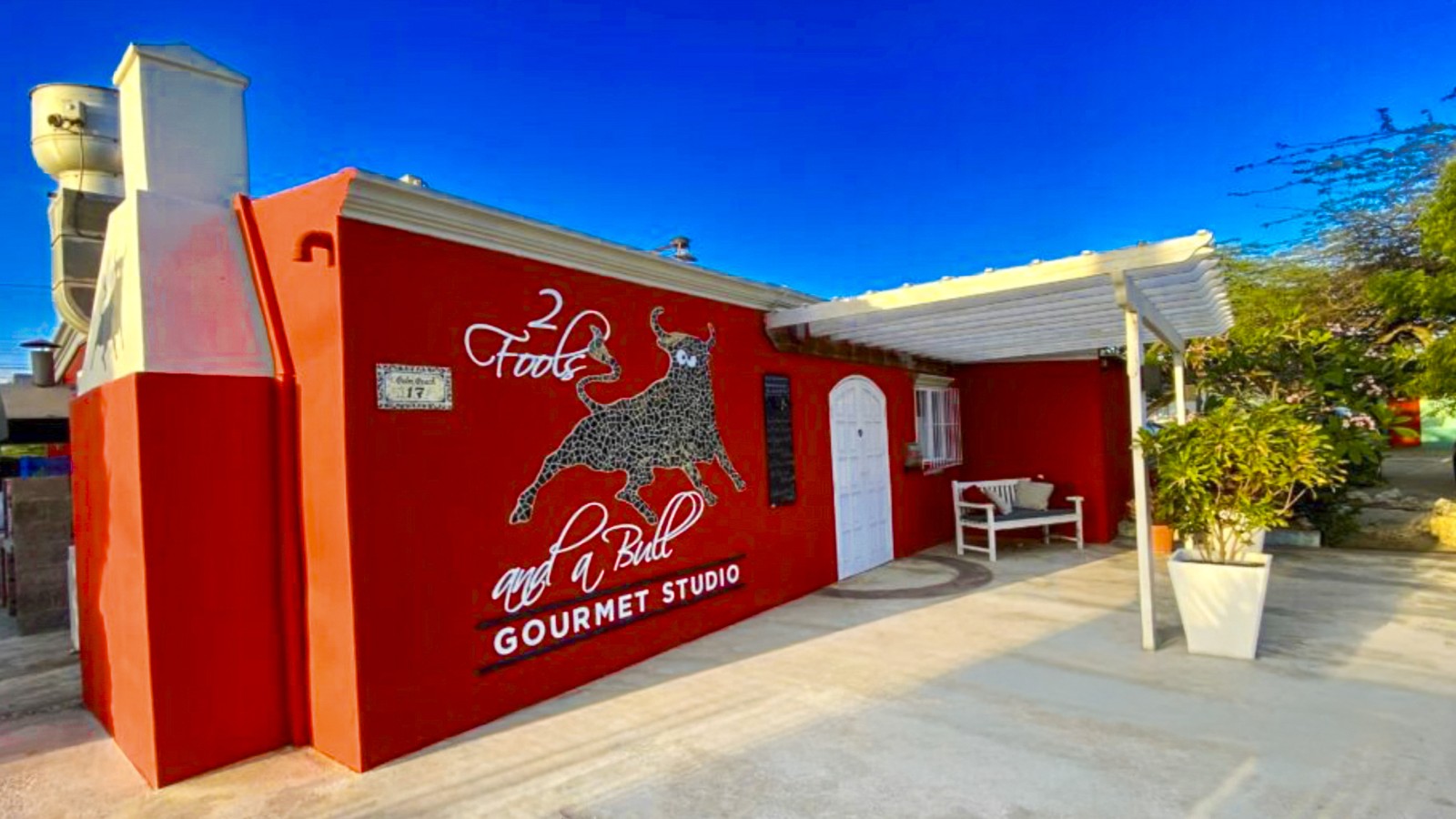 2 Fools and a Bull - Image 1