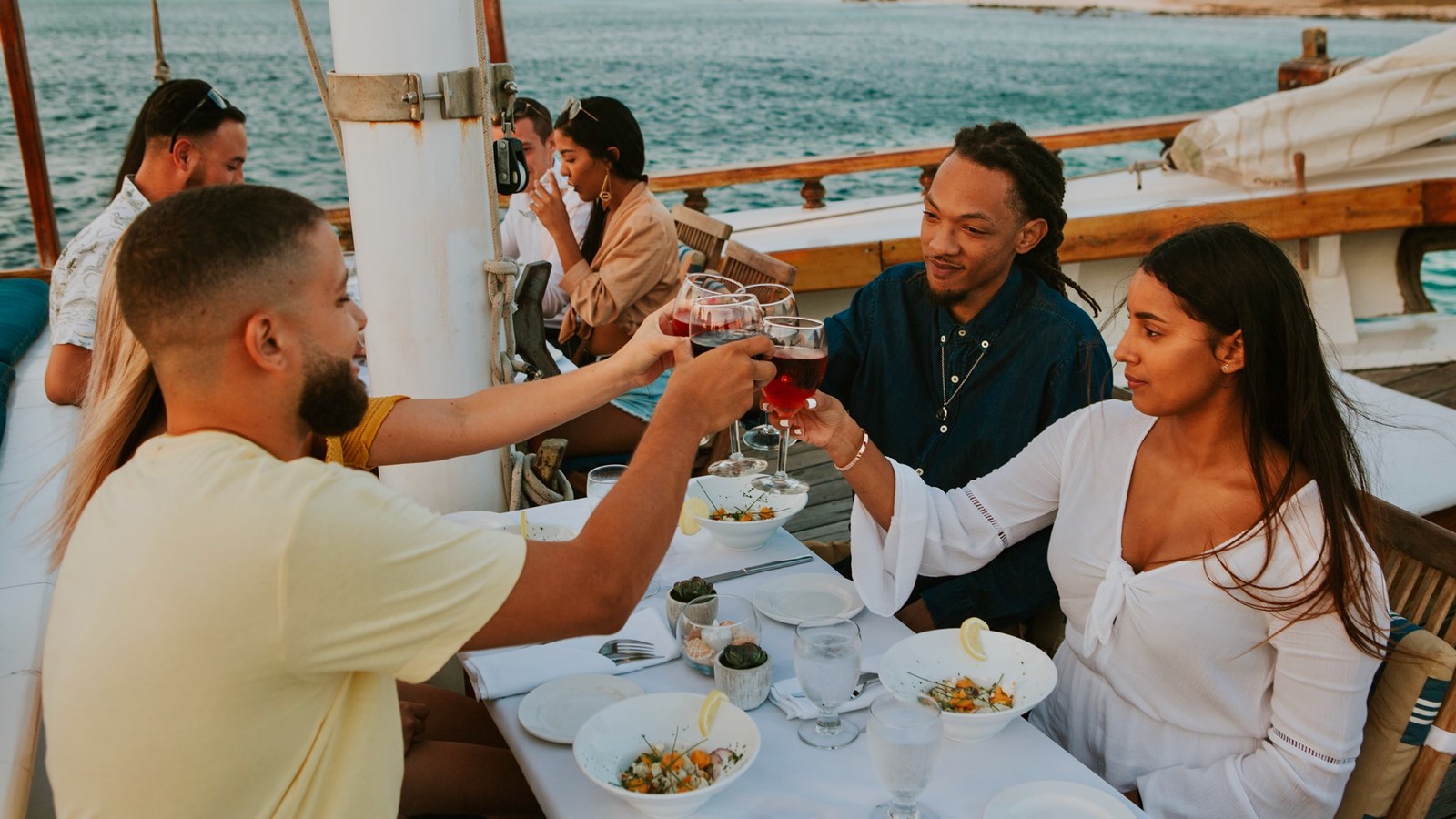 Dinner Sail Palm Pleasure - Image 2