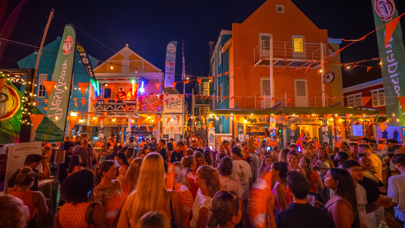 KingsNight On Niuewstraat - Image 1