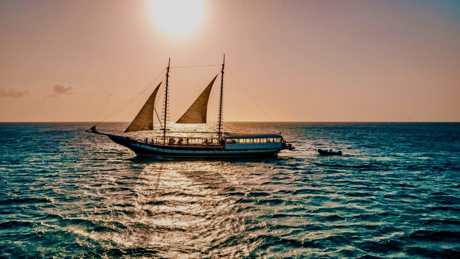 Monforte Luxury Sunset Sail - Image 2