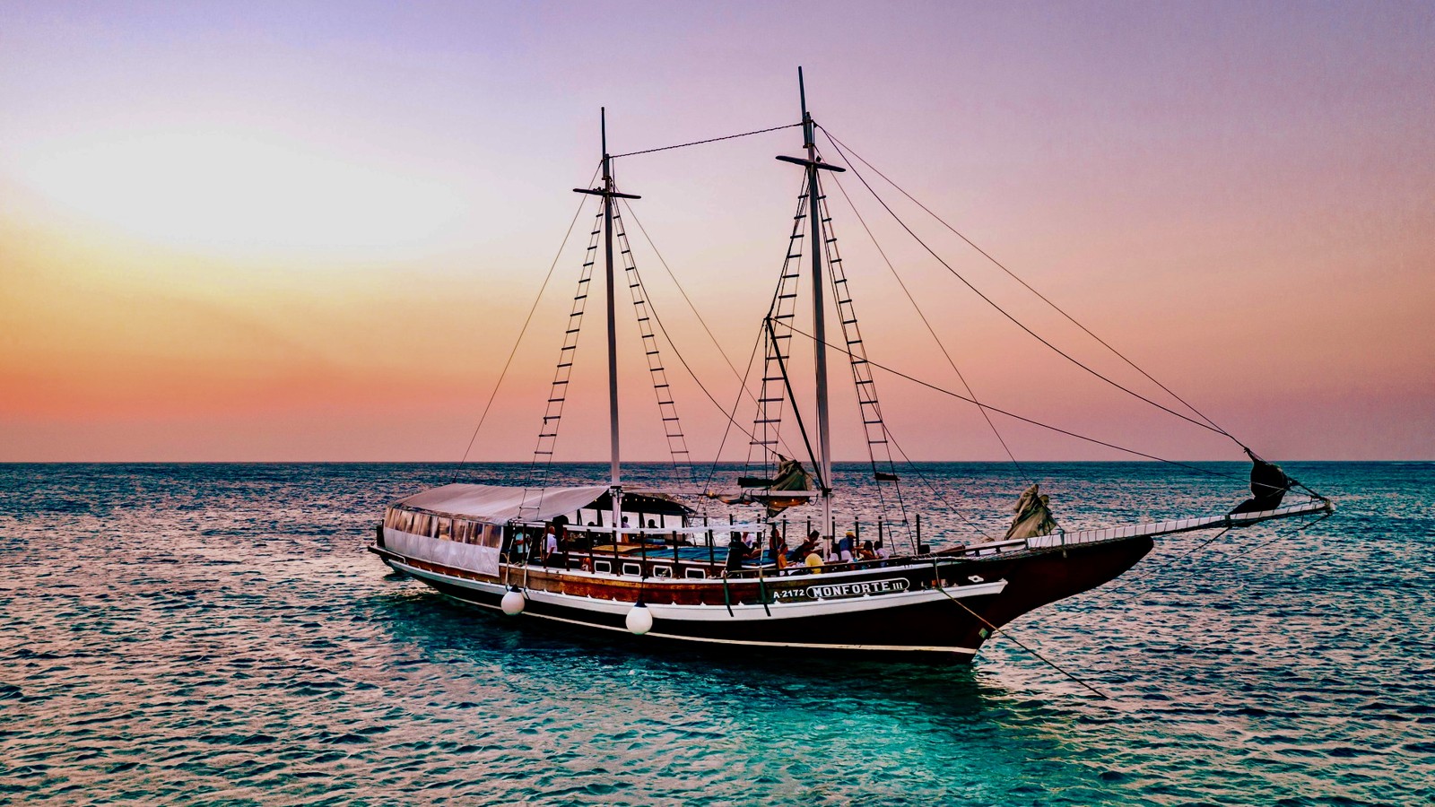 Monforte Luxury Sunset Sail - Image 3