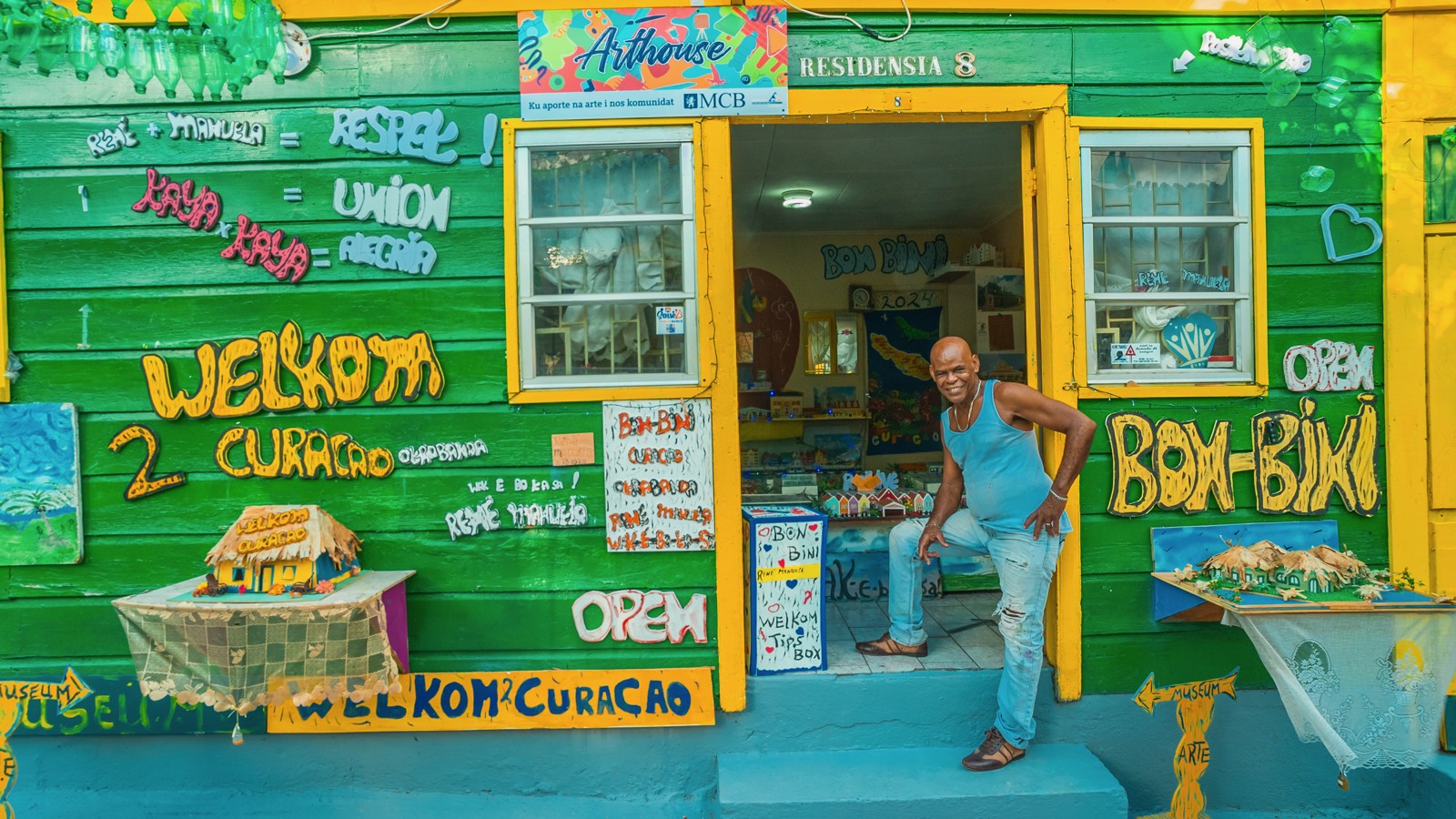 41. Curaçao Street Art - Image 1