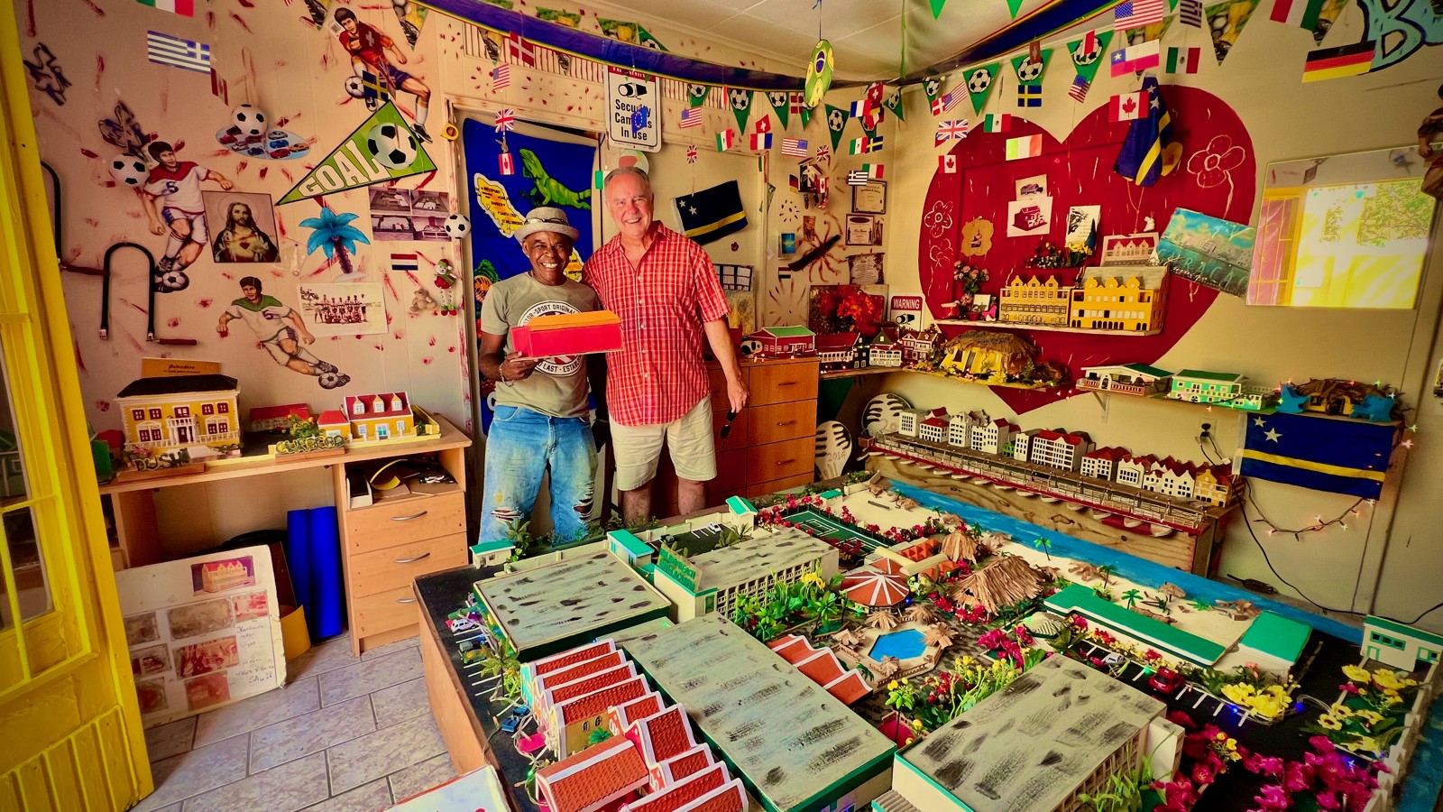 41. Curaçao Street Art - Image 2