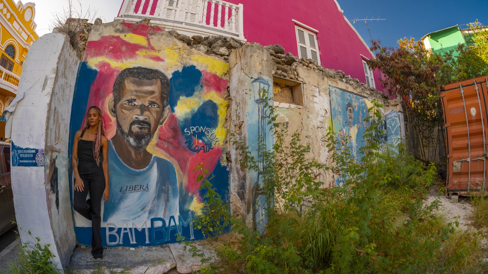 38A. Curaçao Street Art - Image 1