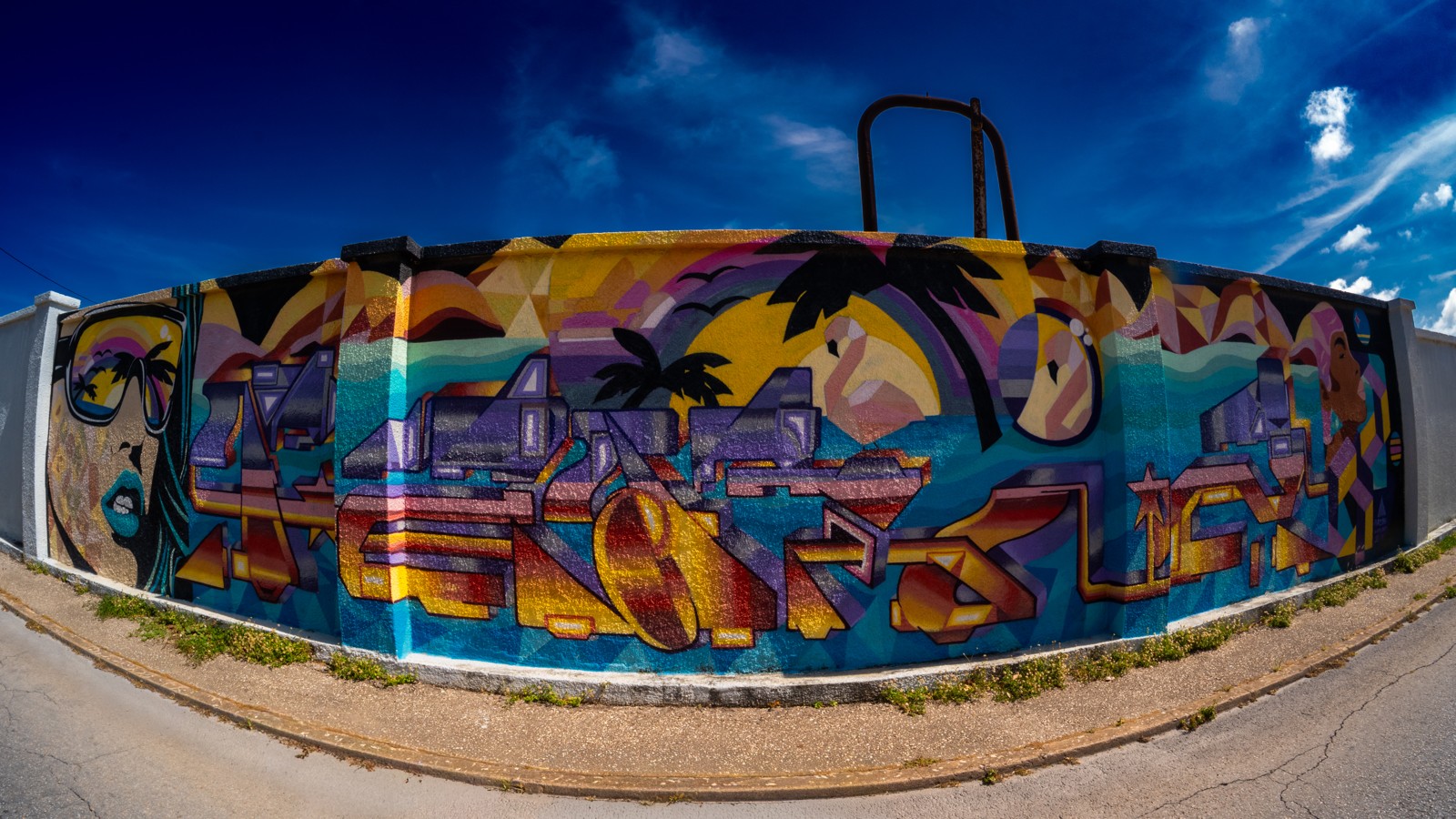 41. Aruba Street Art - Image 1