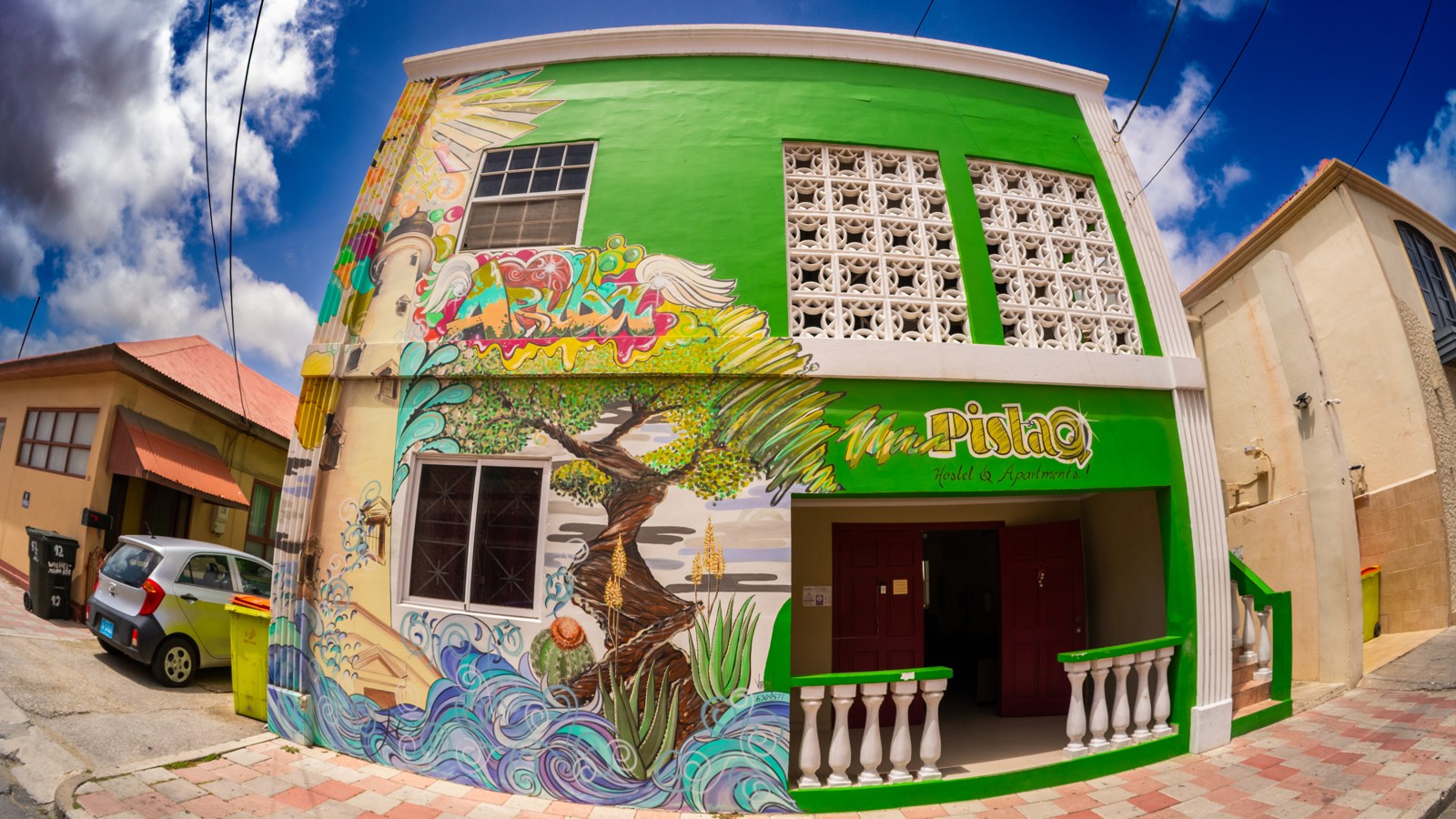 37. Aruba Street Art - Image 1