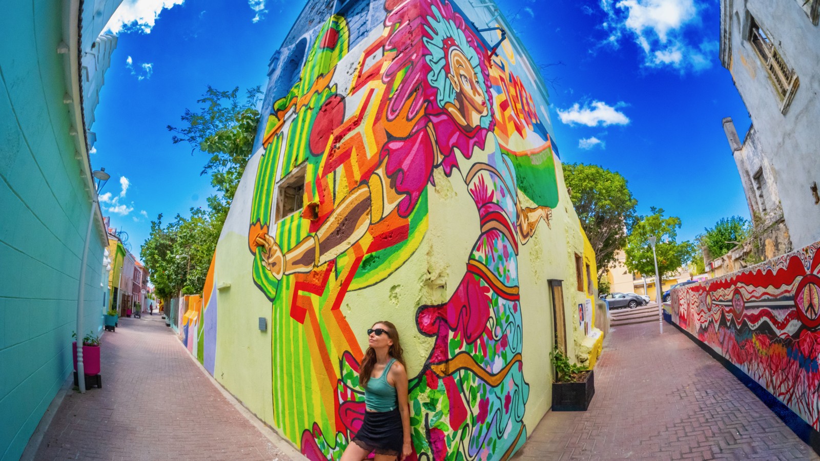 54. Curaçao Street Art - Image 1