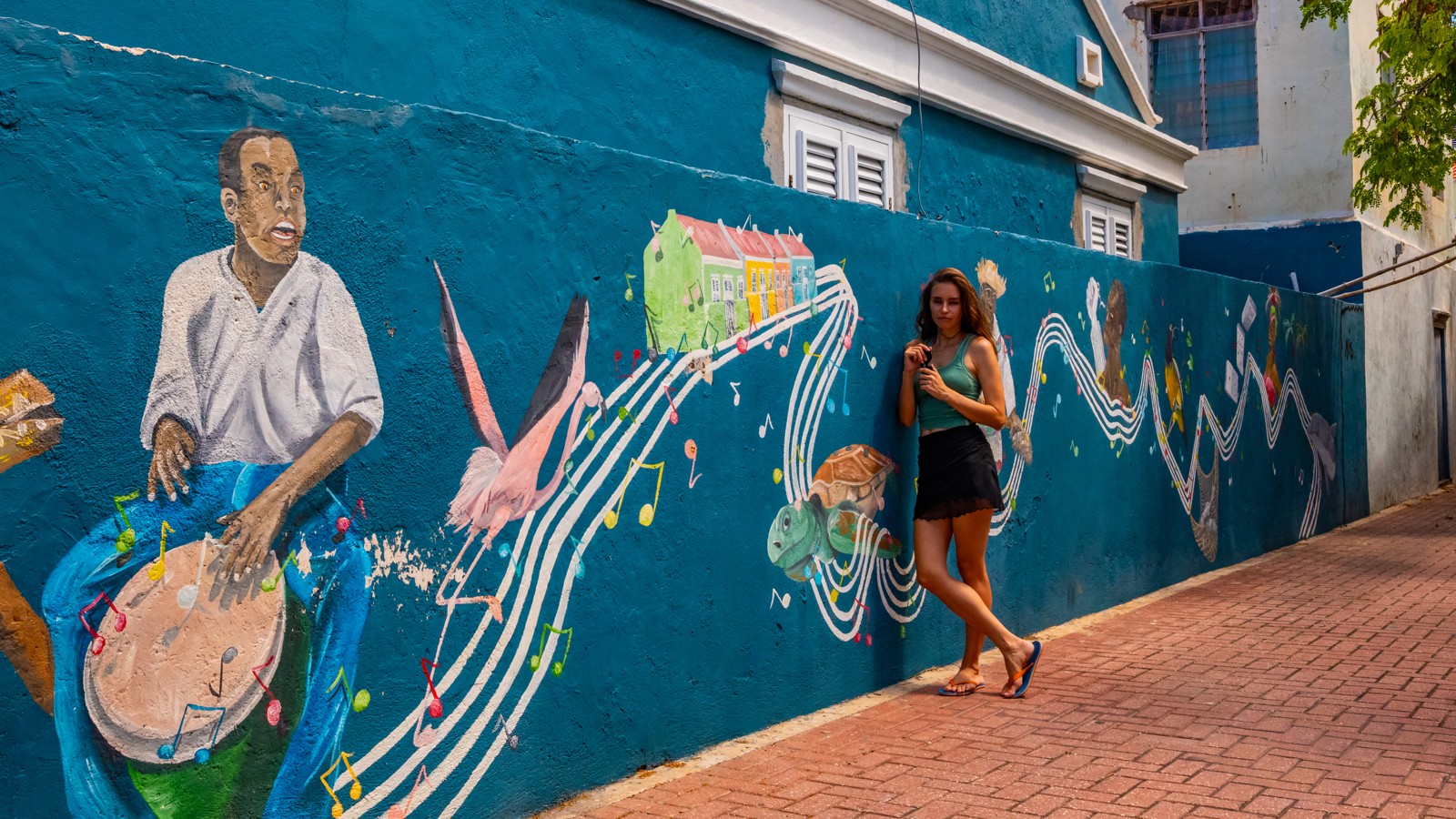 60. Curaçao Street Art - Image 2