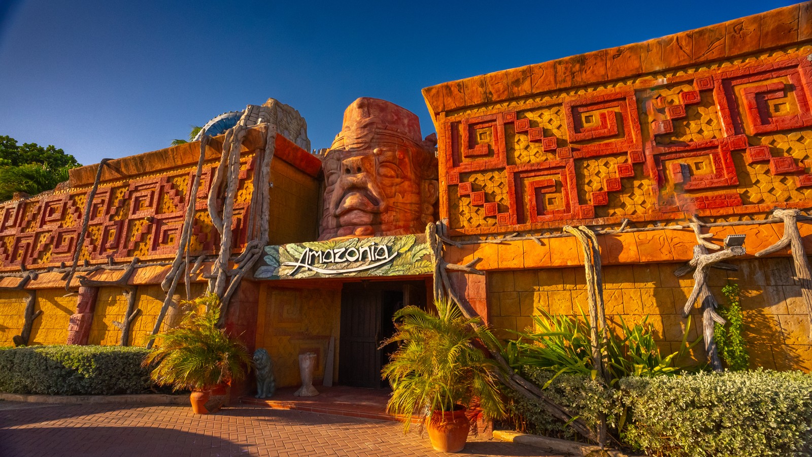 Amazonia Hotel - Image 2