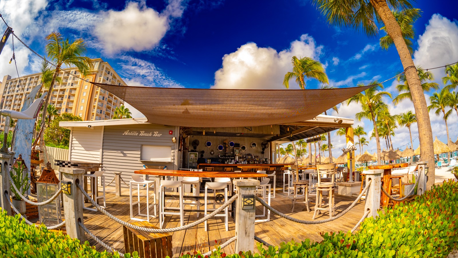 Antilla Beach Bar - Image 2