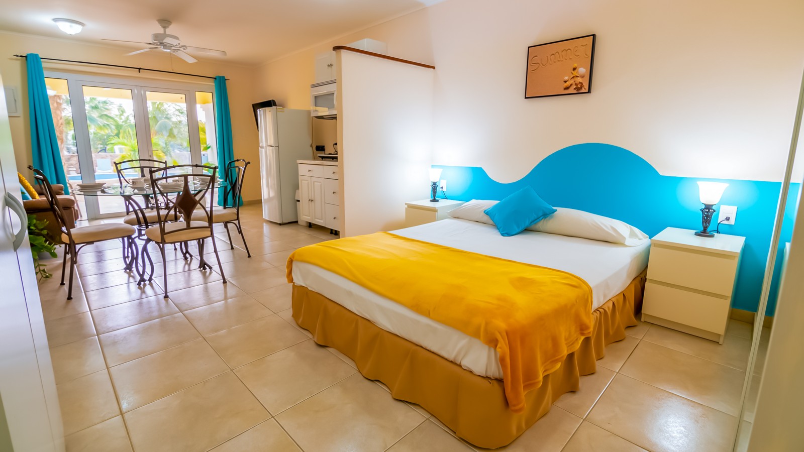 Aqua Viva Suites - Image 4