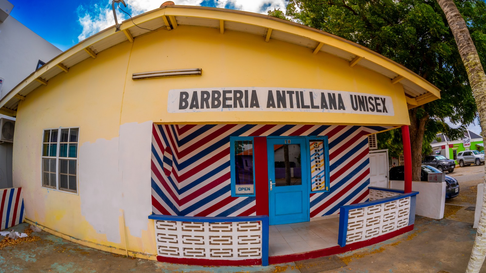 Barberia Antillana Unisex - Image 1