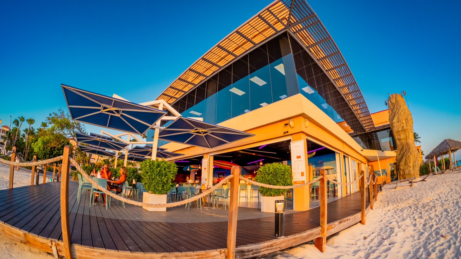 Divi Dutch Village Beach Resort - Image 3