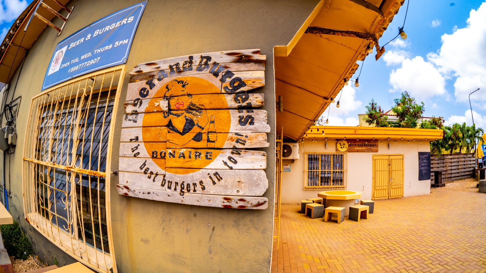 Beer & Burgers - Image 2