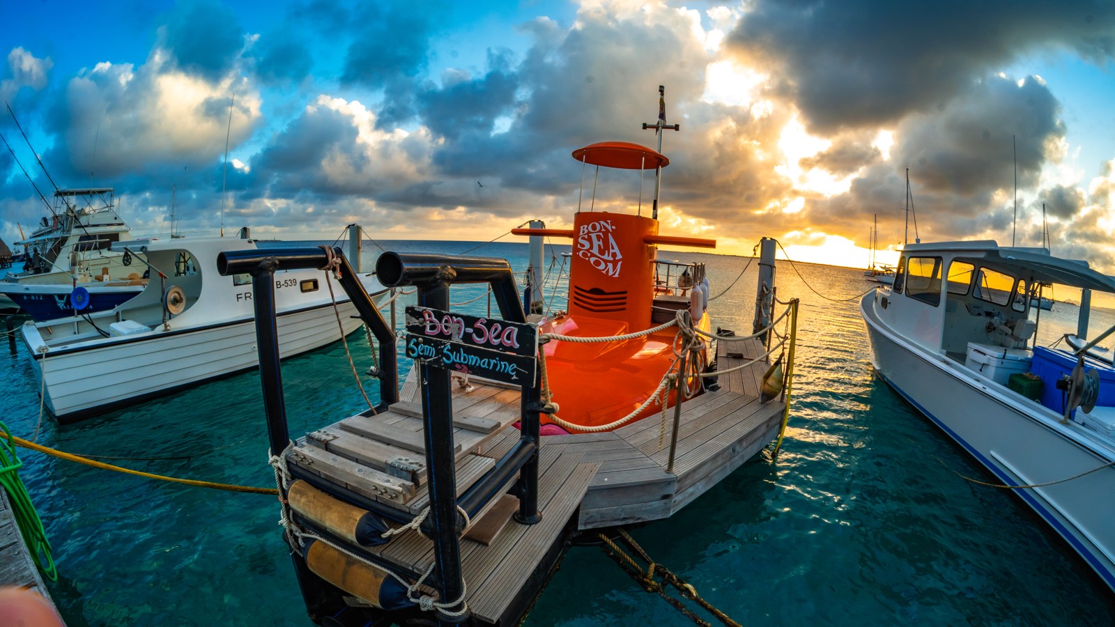 Semi‑Submarine Bon Sea - Image 1