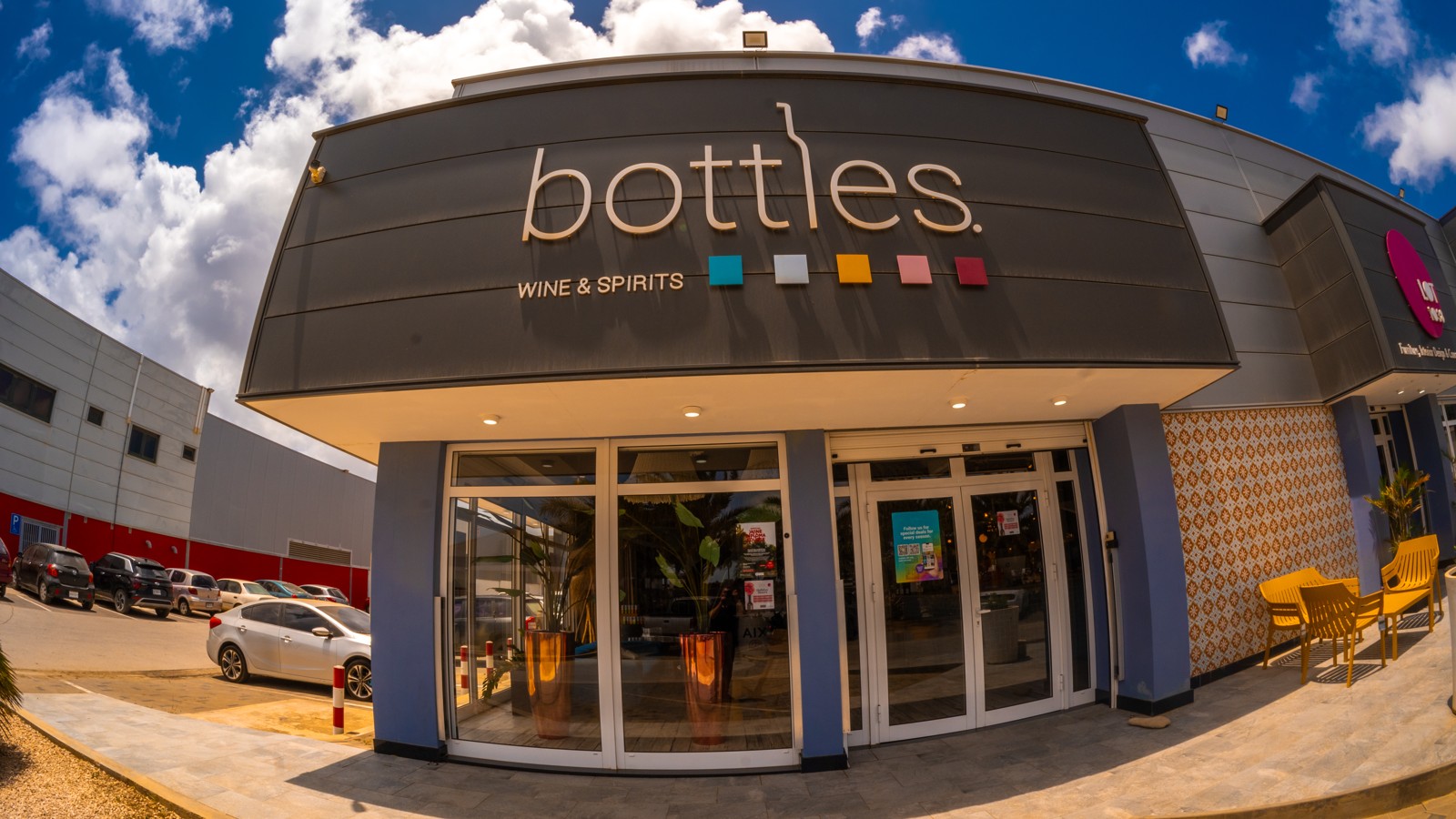 Bottles Bonaire - Image 2
