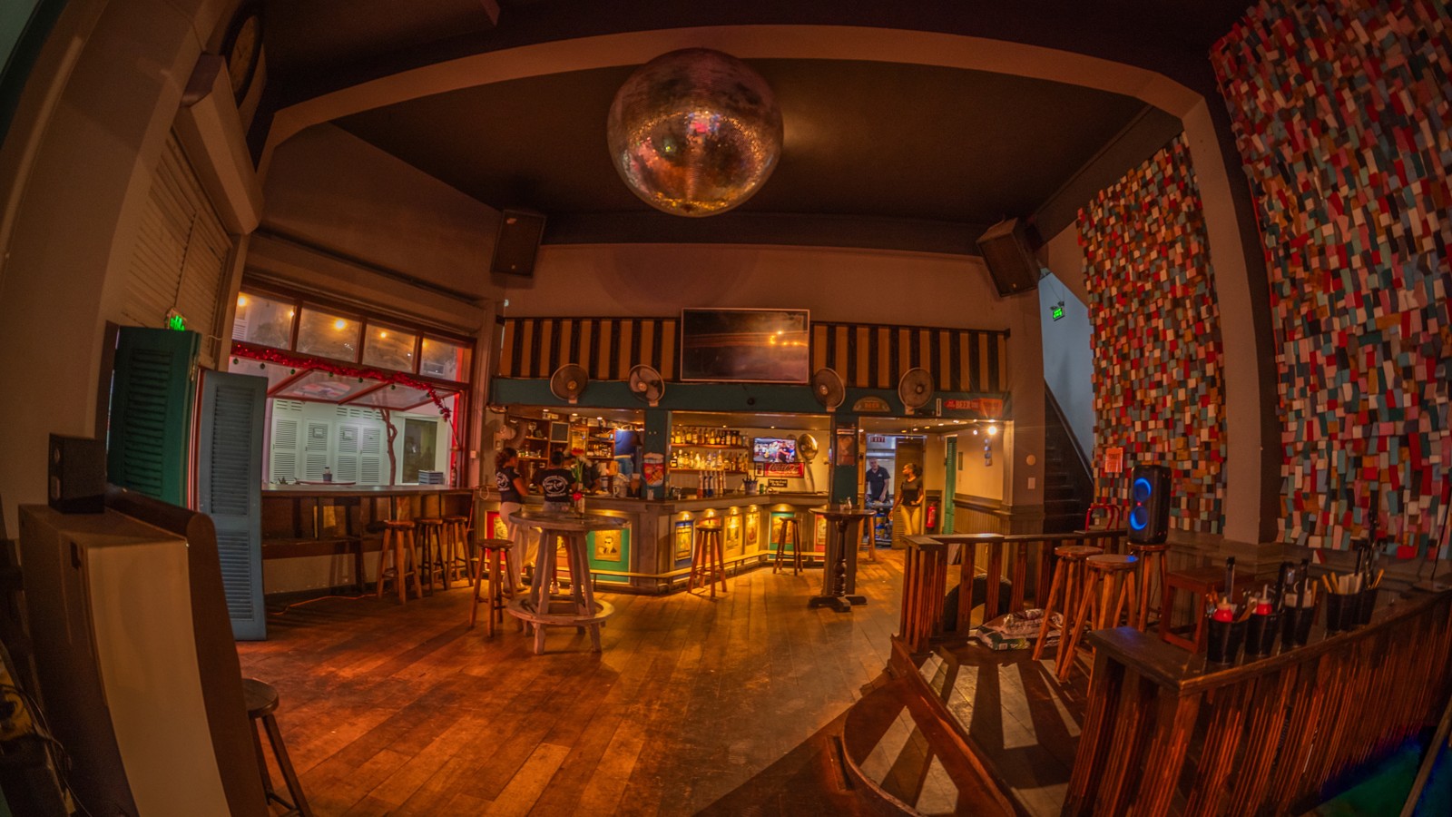 Café De Tijd Op=Op - Image 6