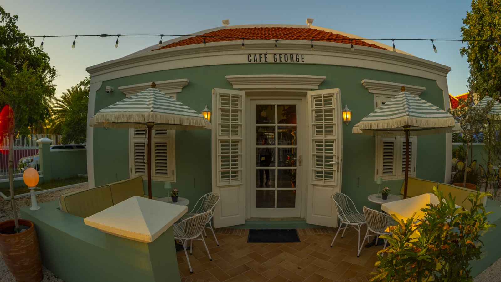 Café George - Image 1