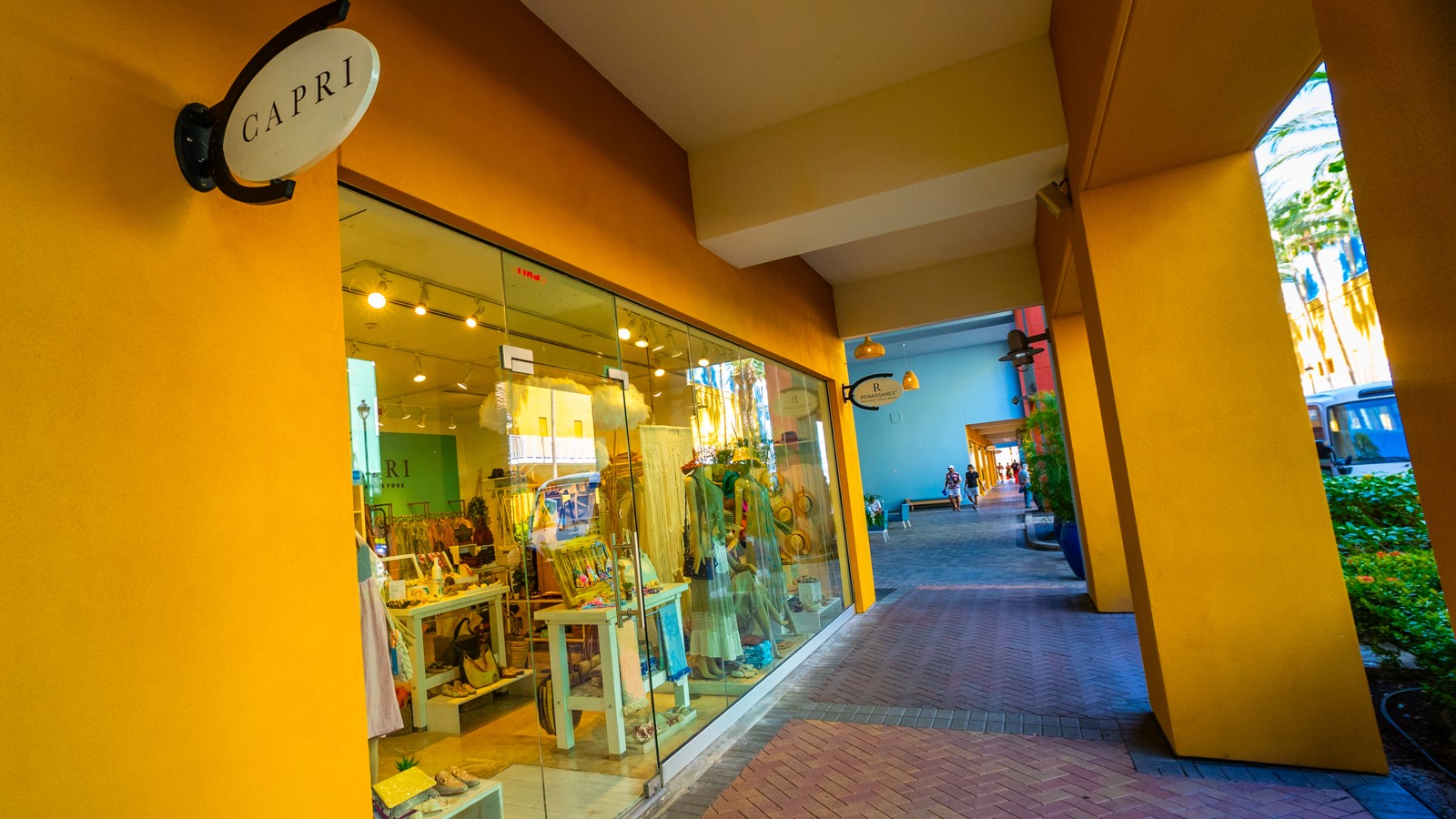 Capri Urban Store - Image 3