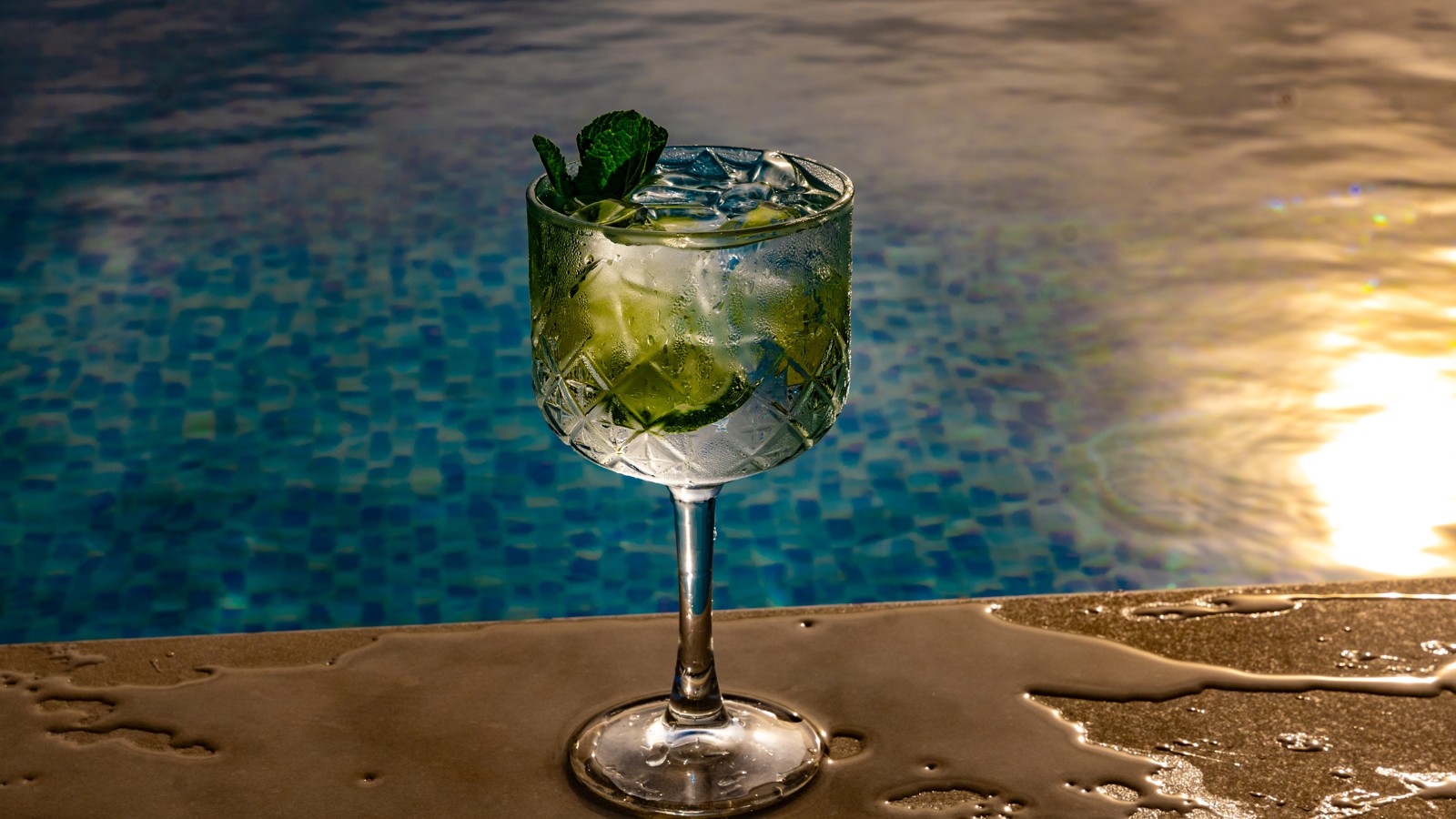 Cascada Rooftop Bar + Kitchen - Image 5