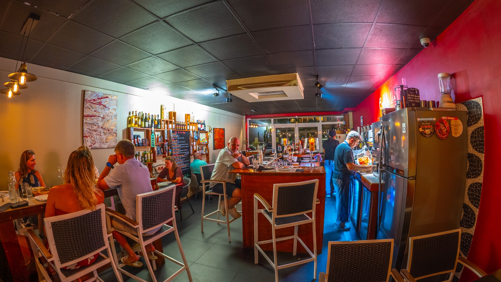 C'est La Vie Gourmet Shop - Image 2