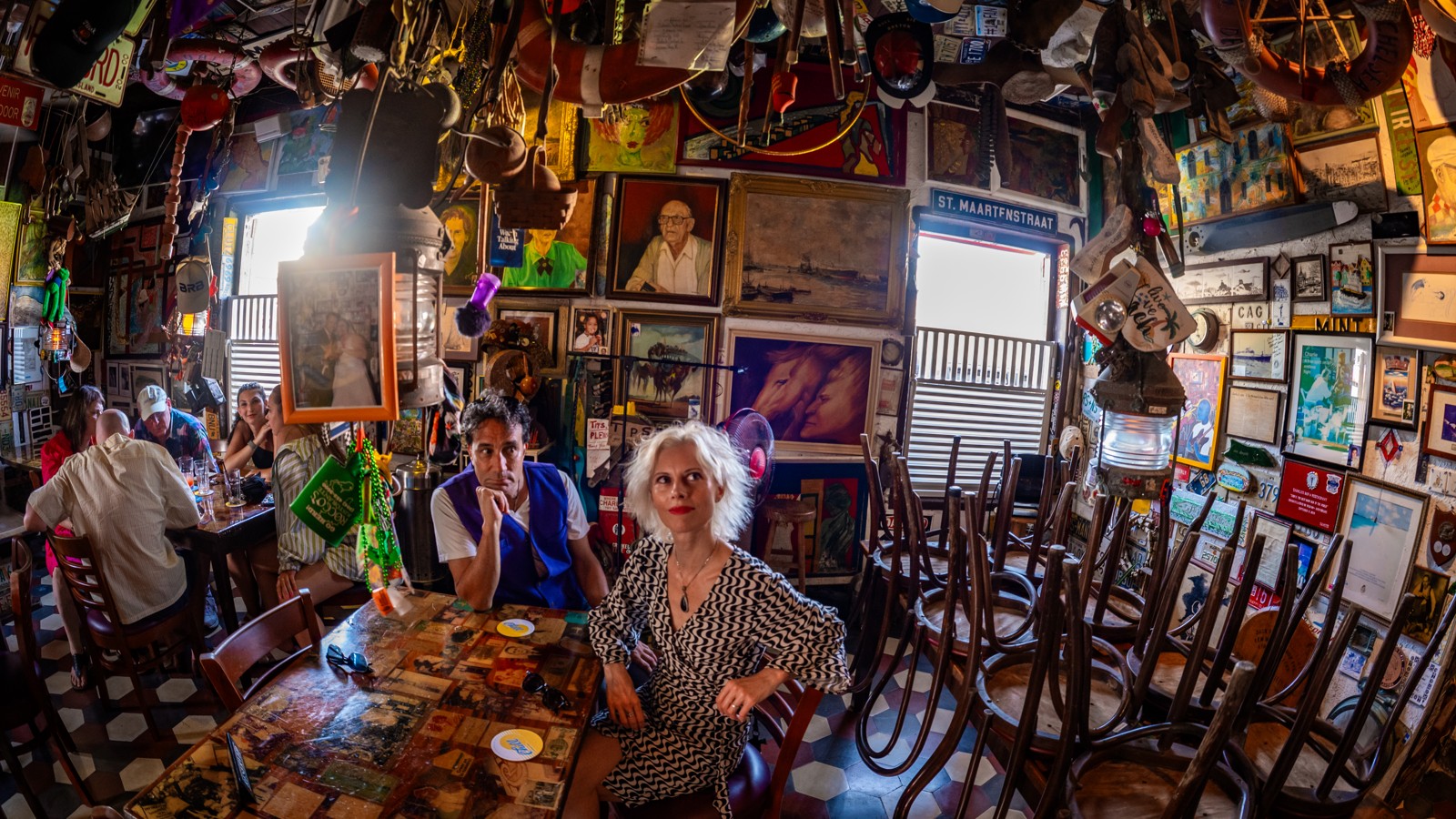 Charlie’s Bar & Restaurant - Image 2