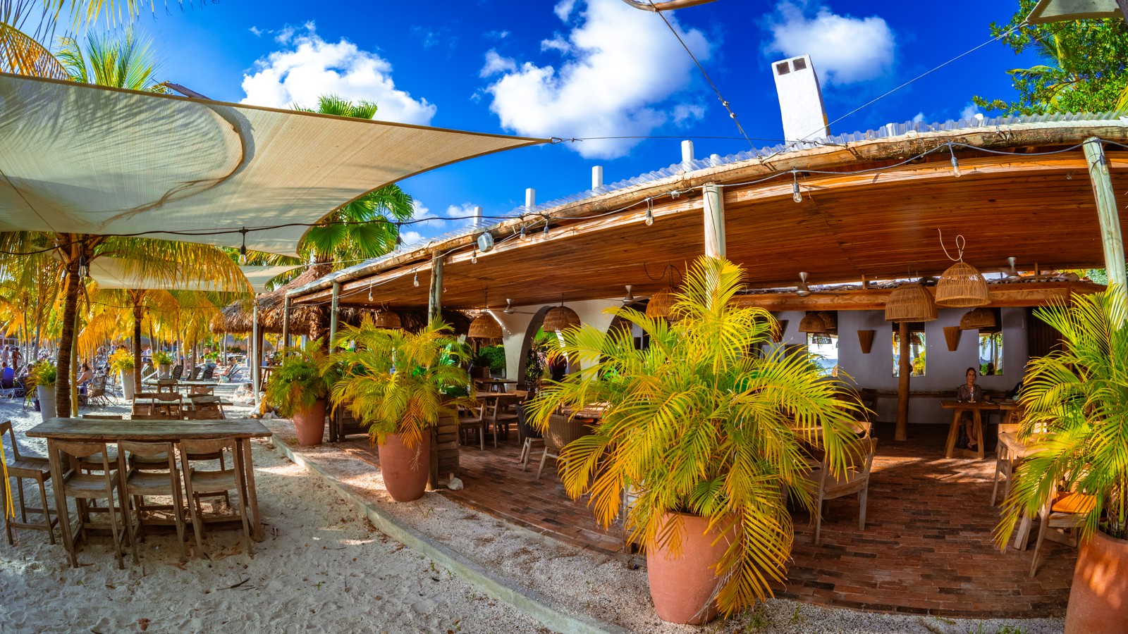 Coast at Blue Bay - Image 2