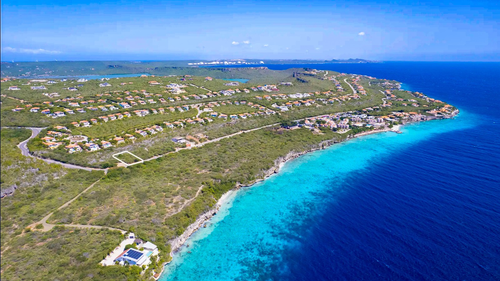 Coral Estate 2002 - Image 11