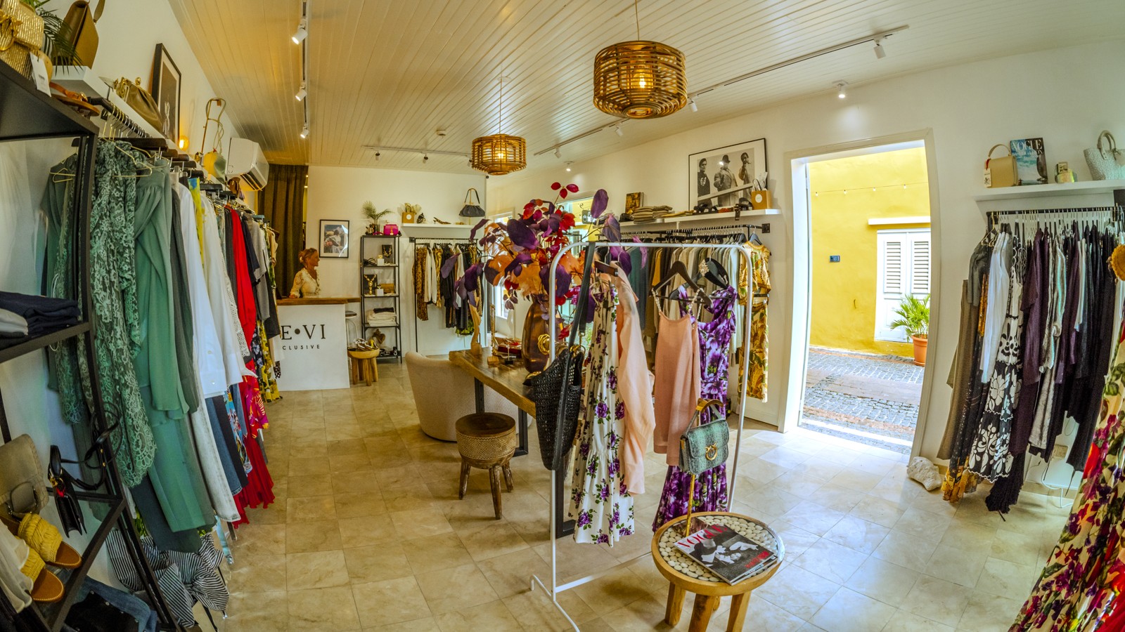 De.Vi Exclusives - Image 3