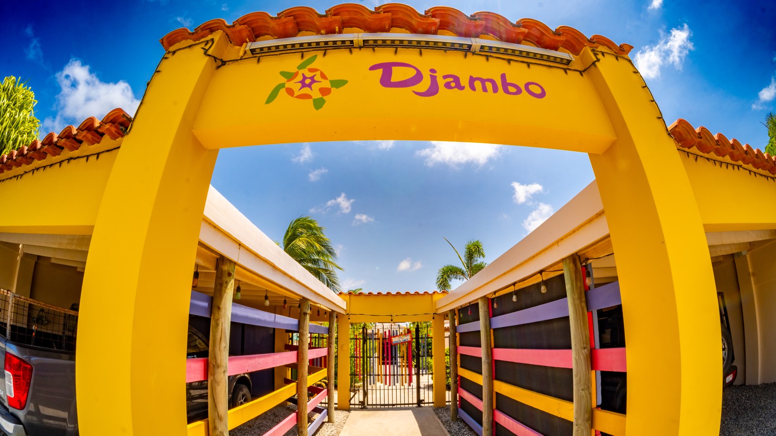 Djambo Bonaire - Image 1