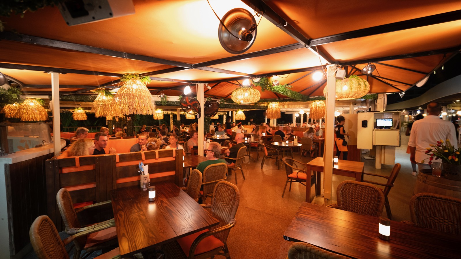 El Grill & Mexicano - Image 2