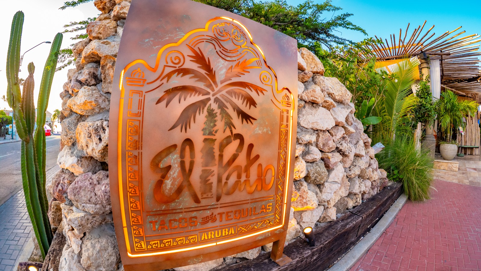 El Patio Tacos & Tequila - Image 3