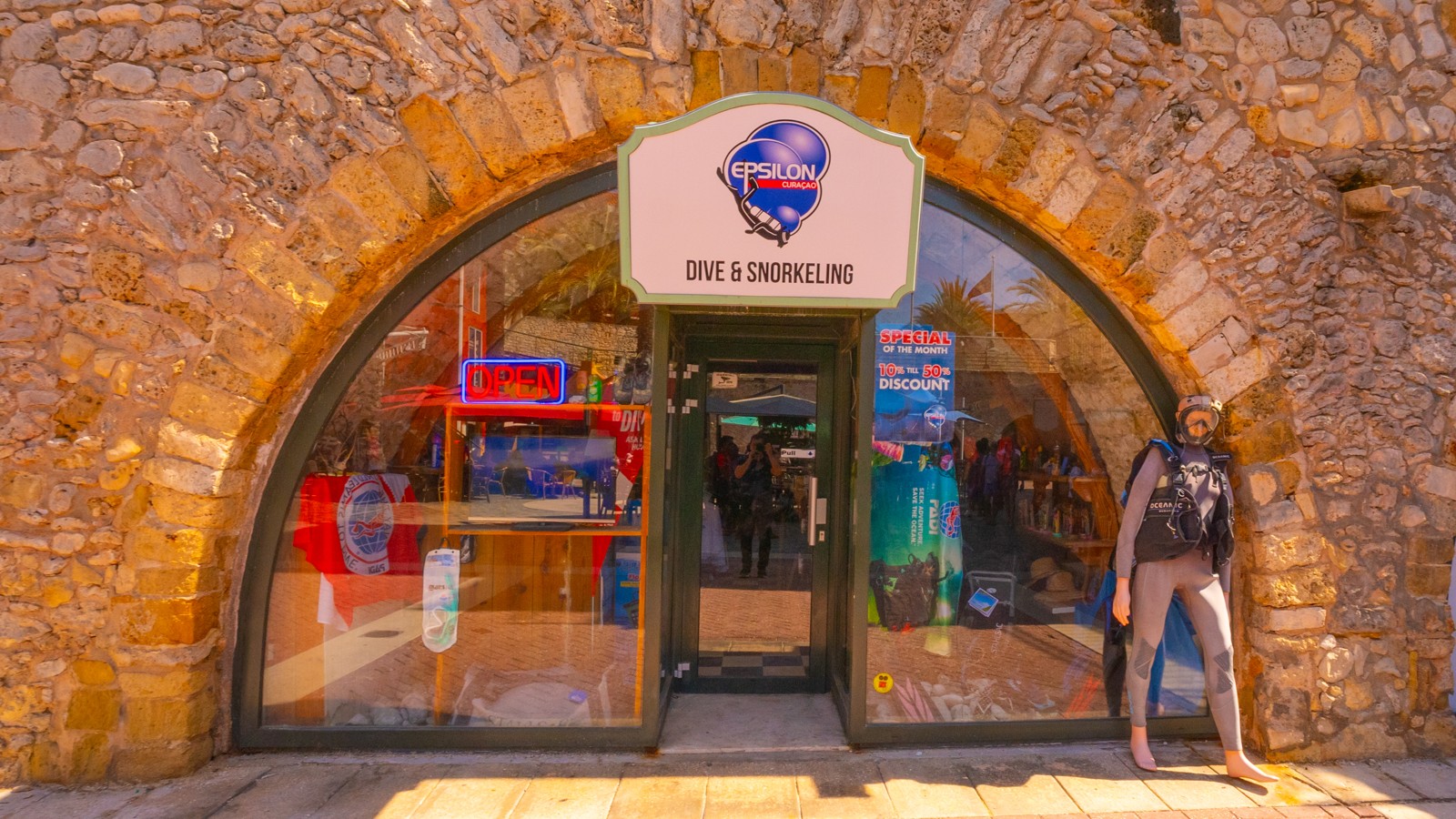 Epsilon Curacao Dive & Snorkeling - Image 1