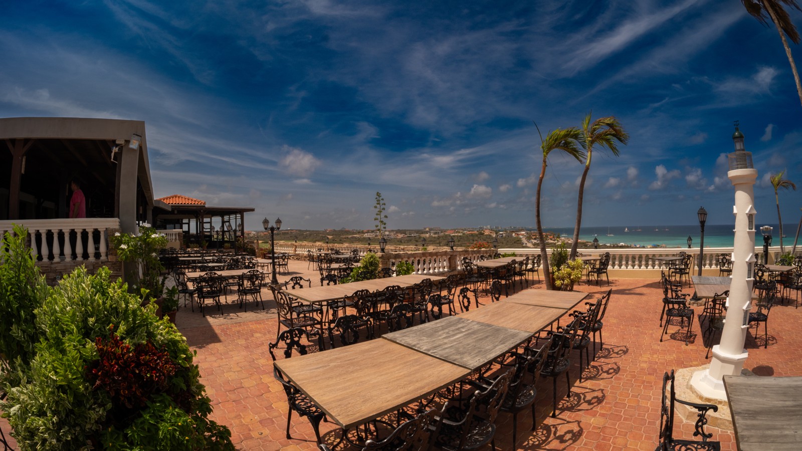 Faro Blanco Restaurant - Image 3