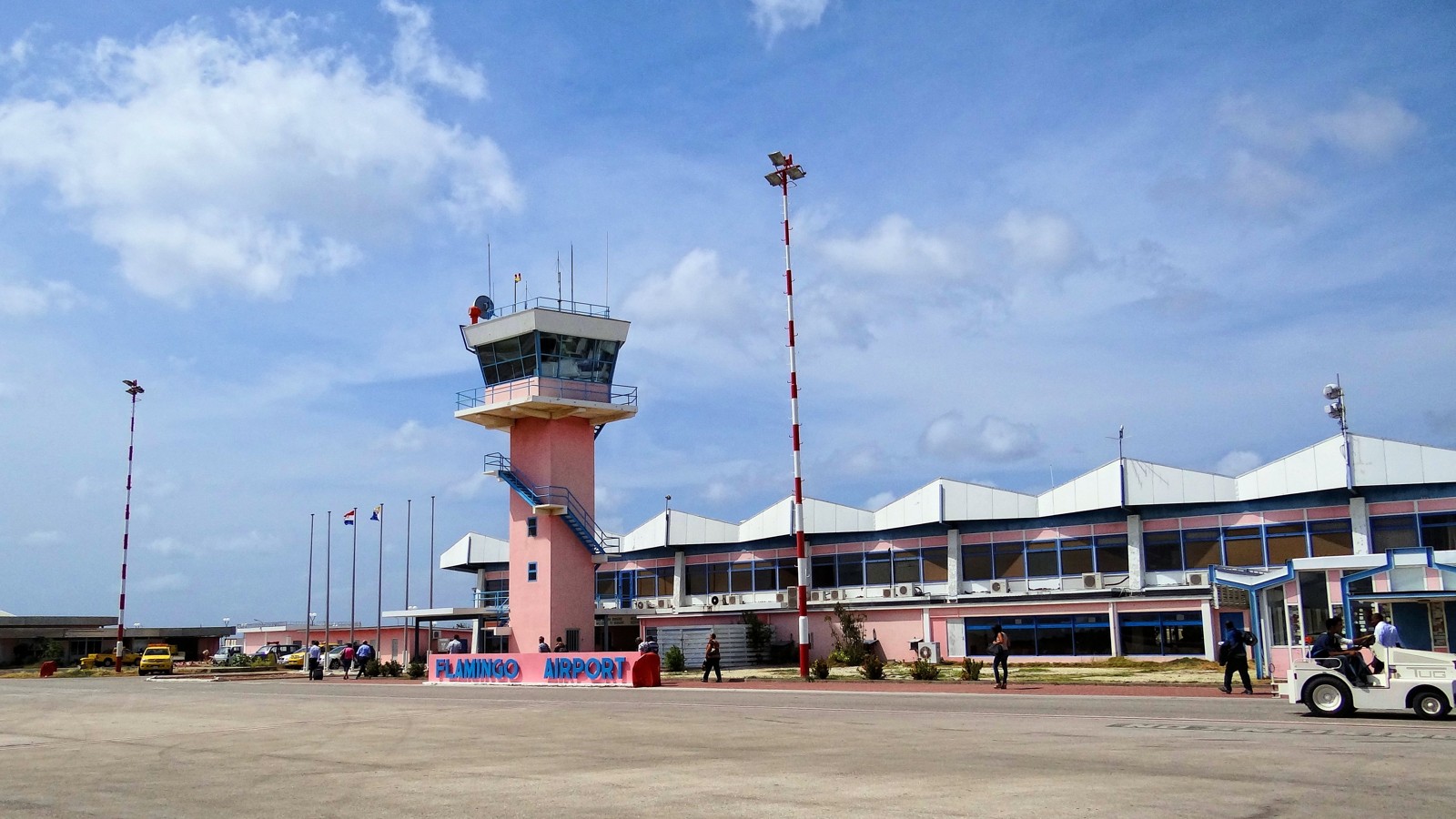 10.  Flamingo International Airport - Image 1