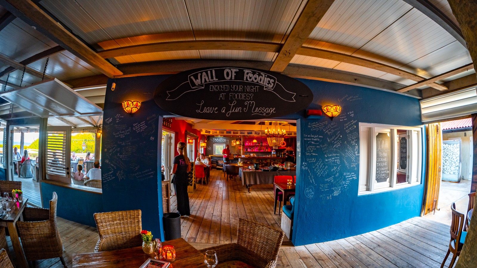 Foodies Bonaire - Image 1