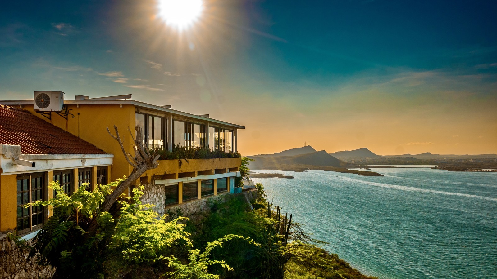 Incredible Views - Image 1