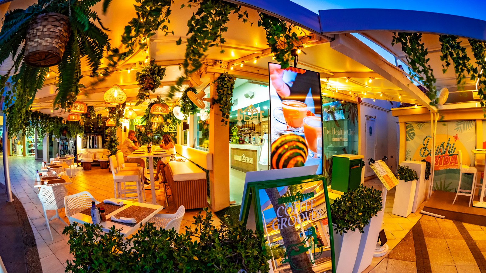 Garden Fresh Cafe - Image 1