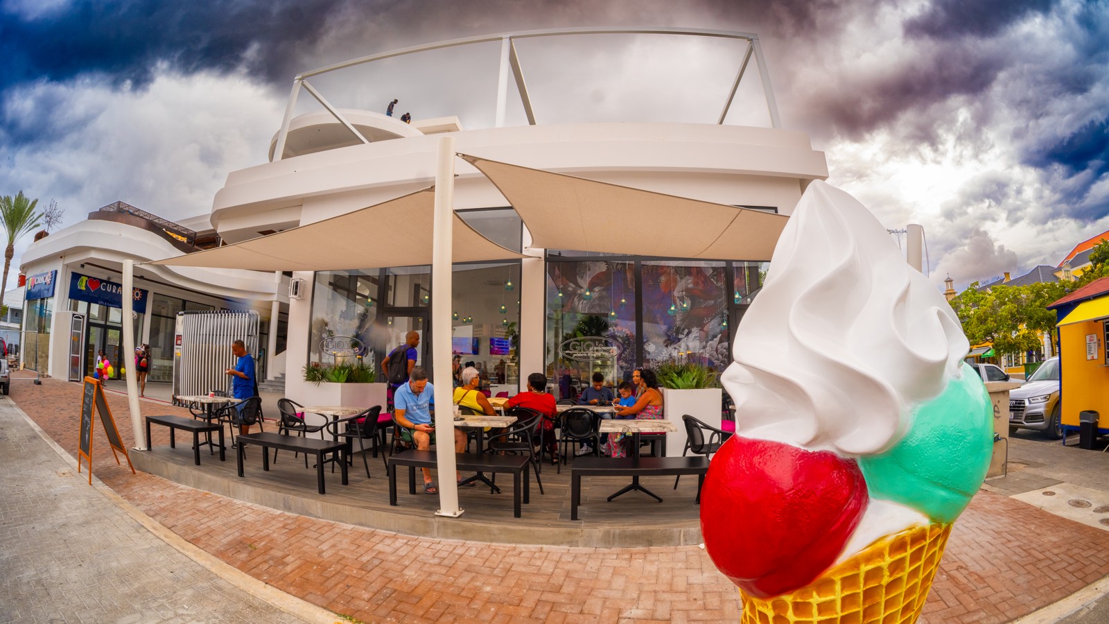 Gio’s Curacao - Image 1