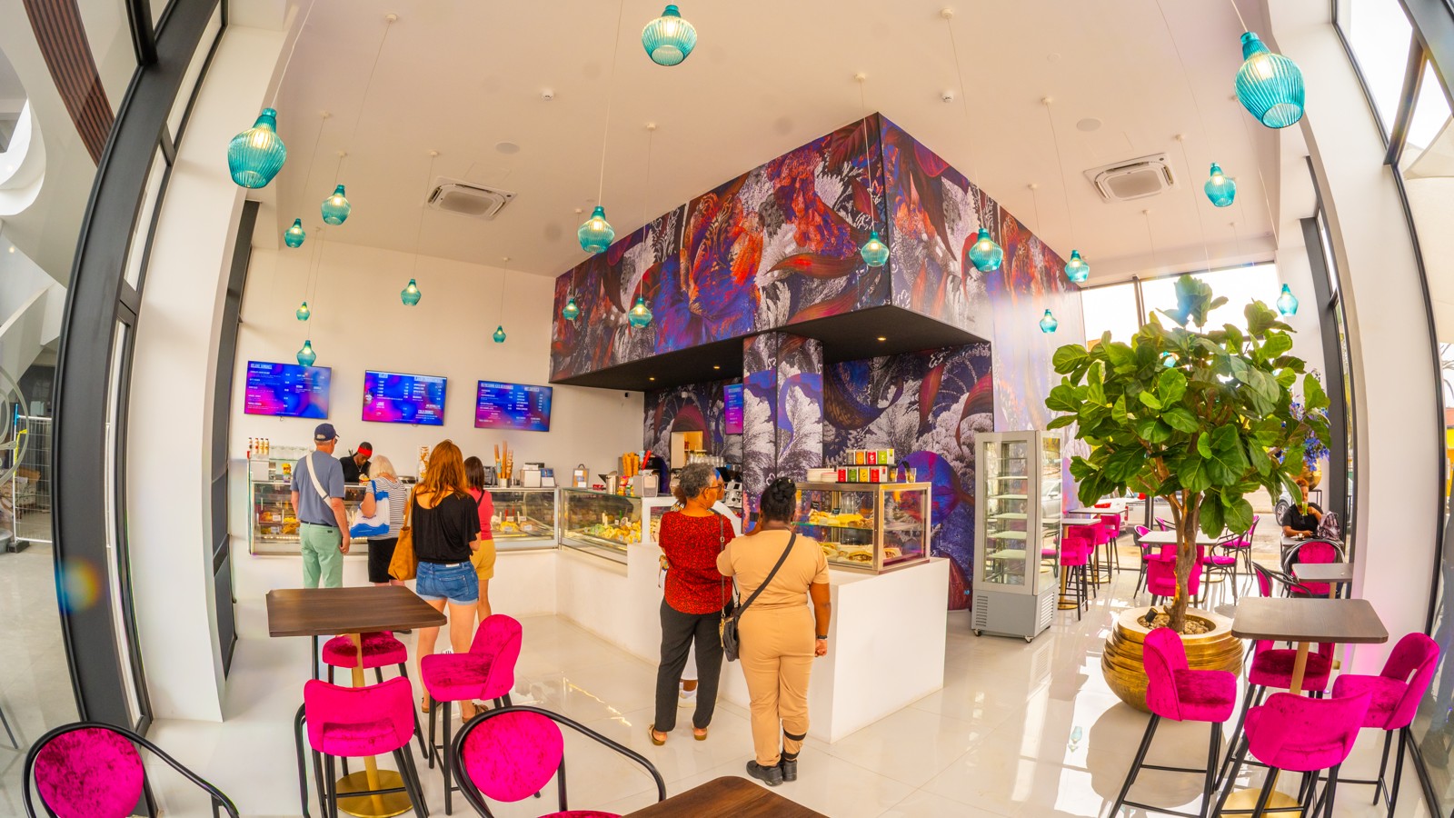 Gio’s Curacao - Image 2