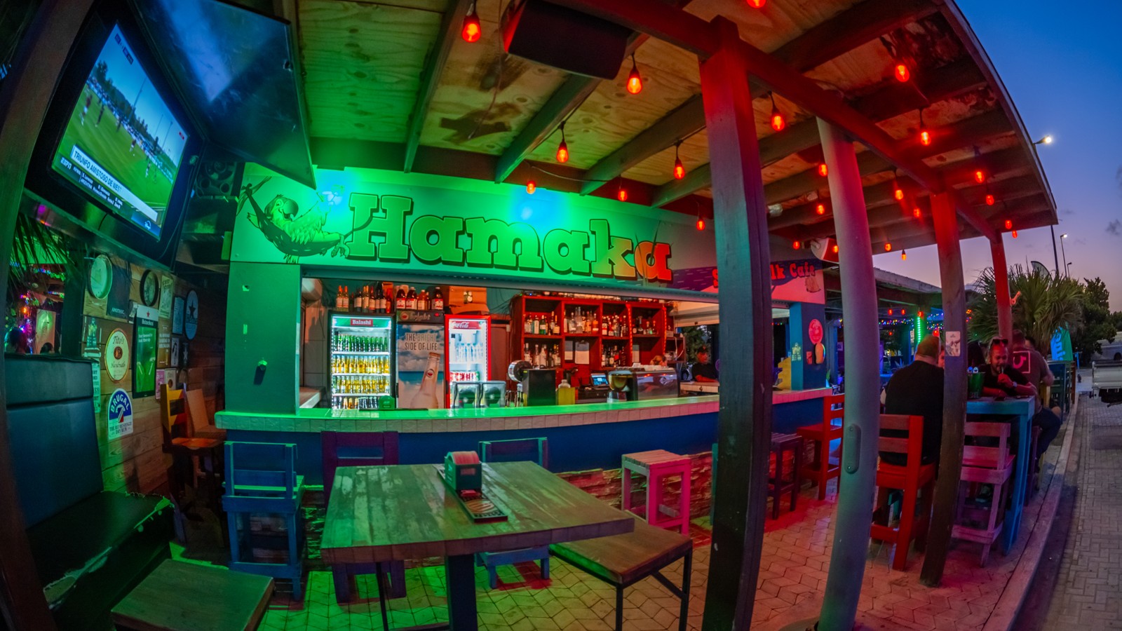 Hamaka Beach Bar & Restaurant - Image 1