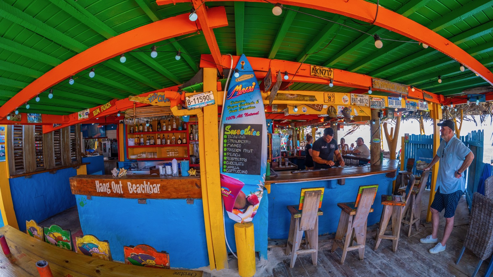 Hang Out Beach Bar - Image 5