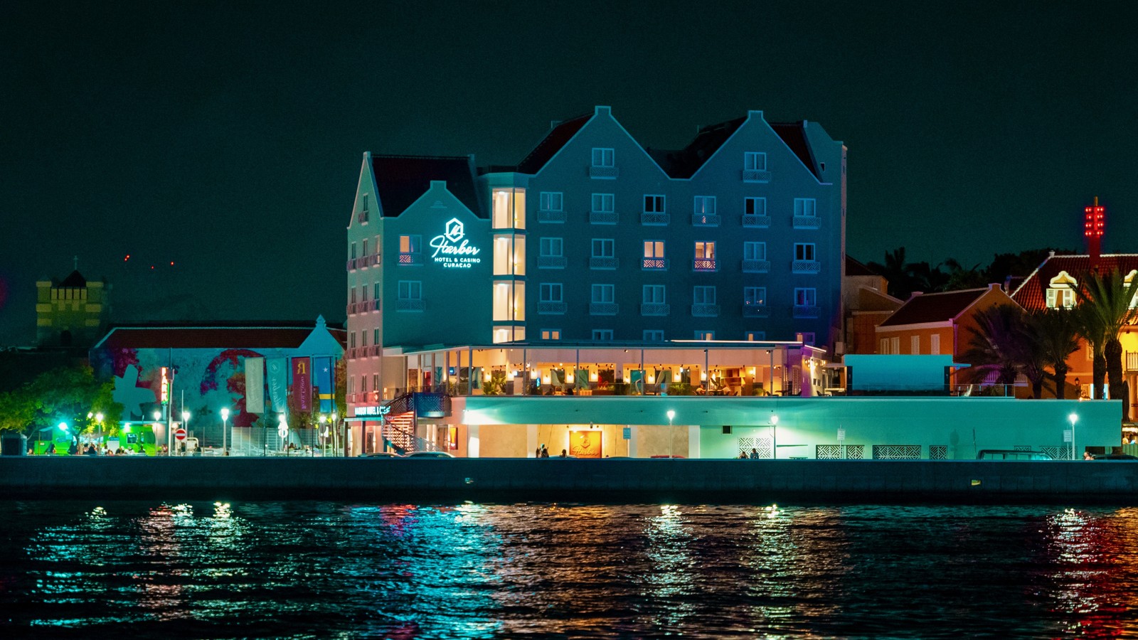 Harbor Restaurant - Image 3