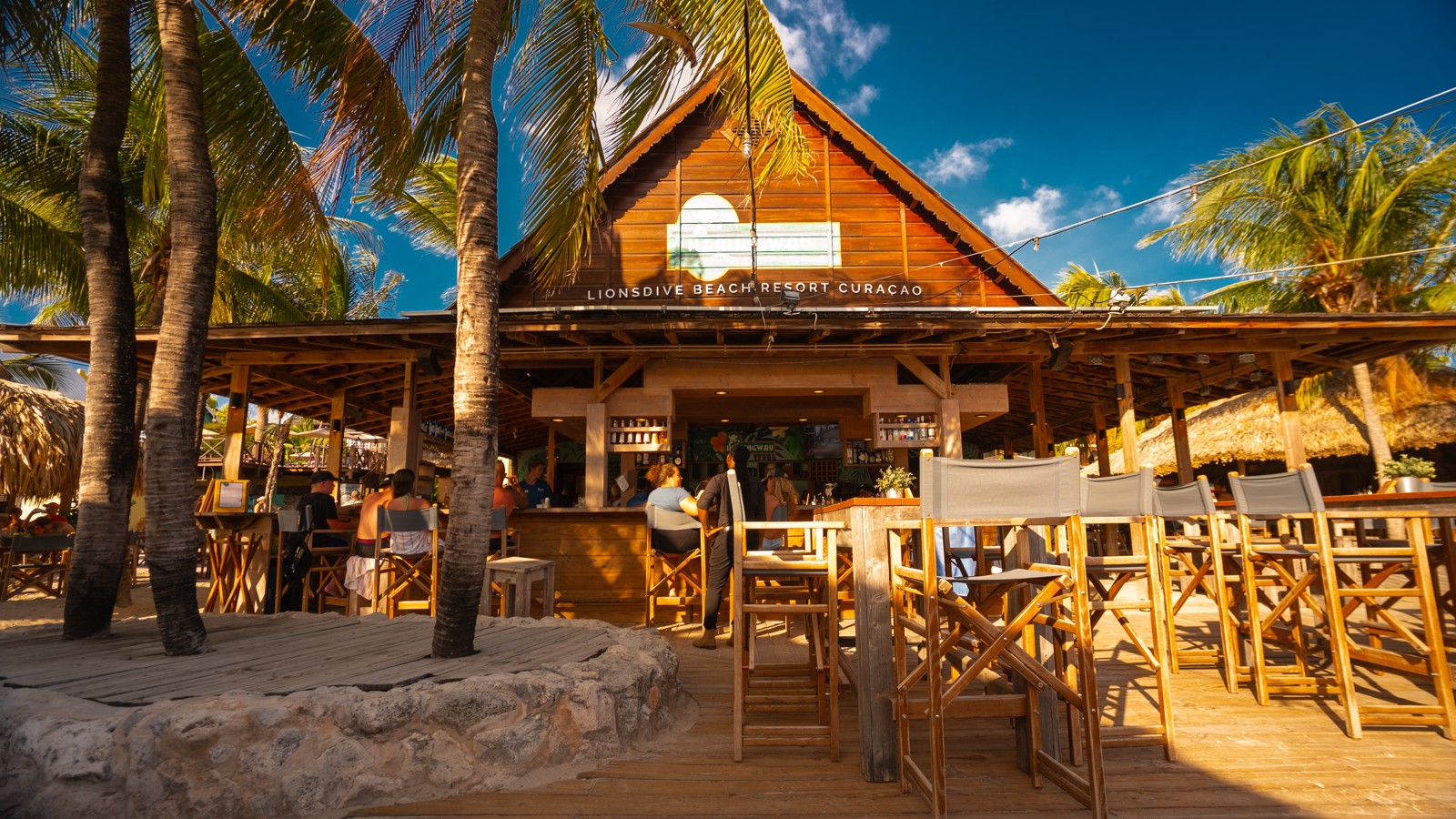 HAPPY HOUR - Hemingway - Image 1