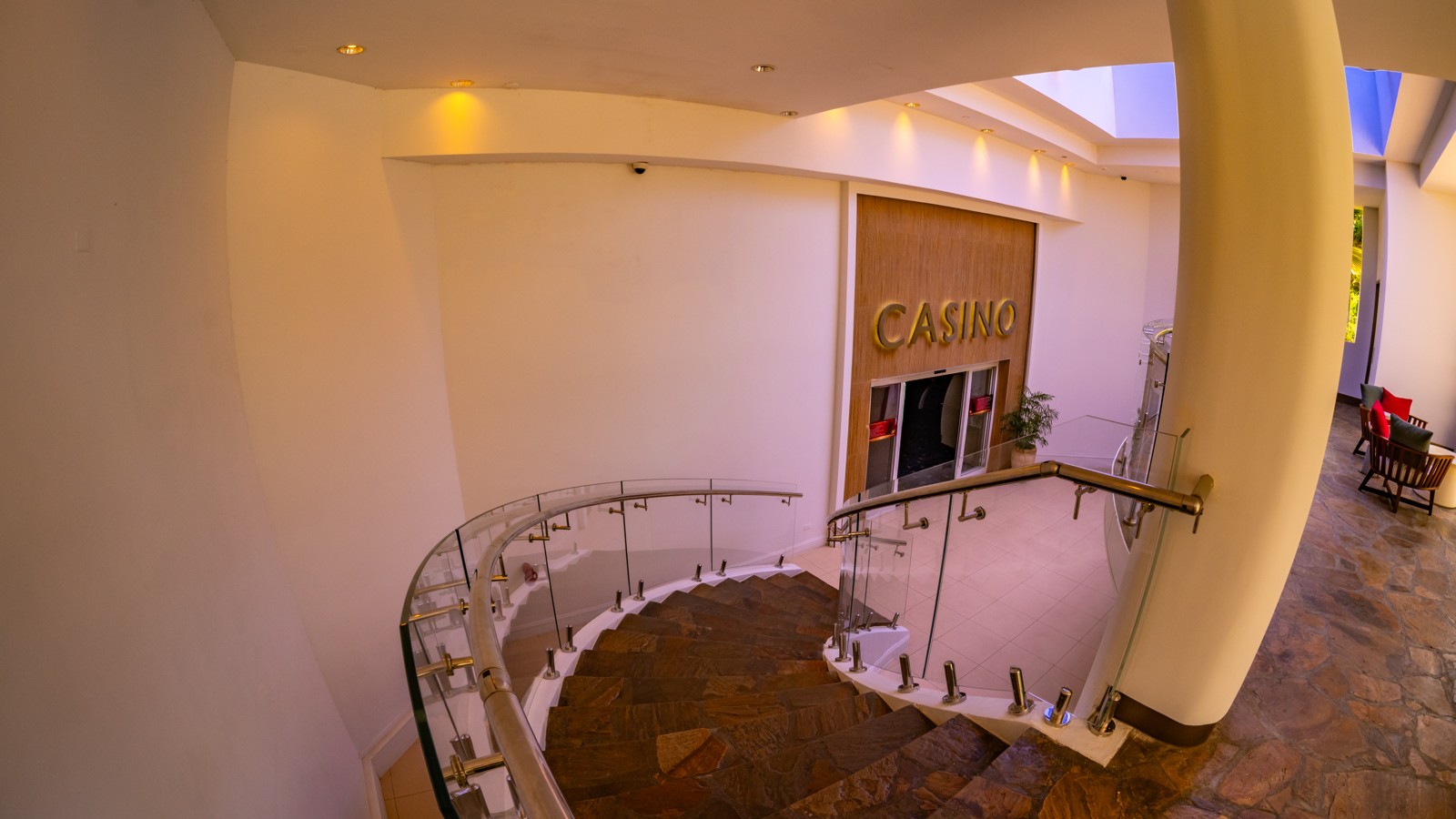 Hilton Casino Aruba - Image 2