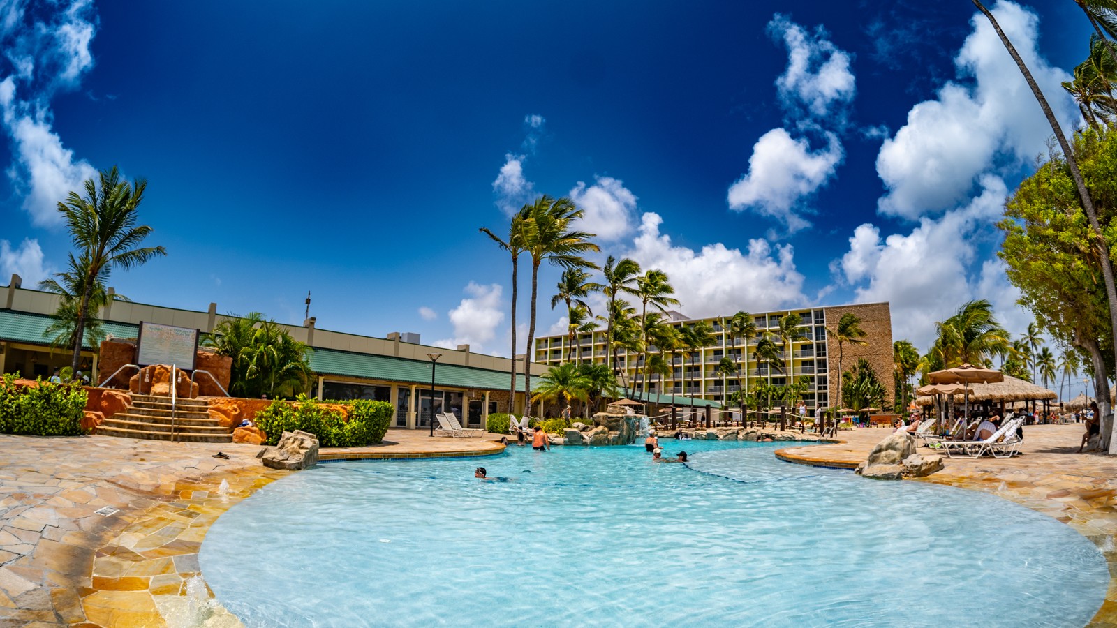 Holiday Inn Resort Aruba - Image 6